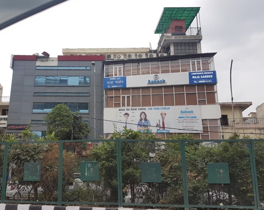 Independent Pre rented Building for Sale